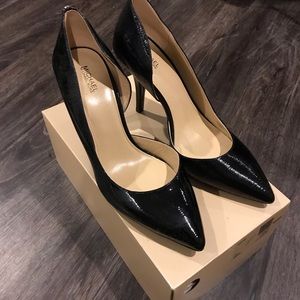 *MICHAEL Kors Nathalie Patent Leather Pump